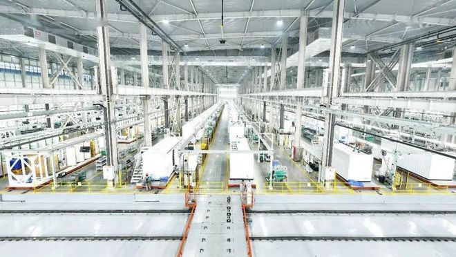 全球光储竞技场迎中国“王炸” 一体化系统集成开启新能源新篇章